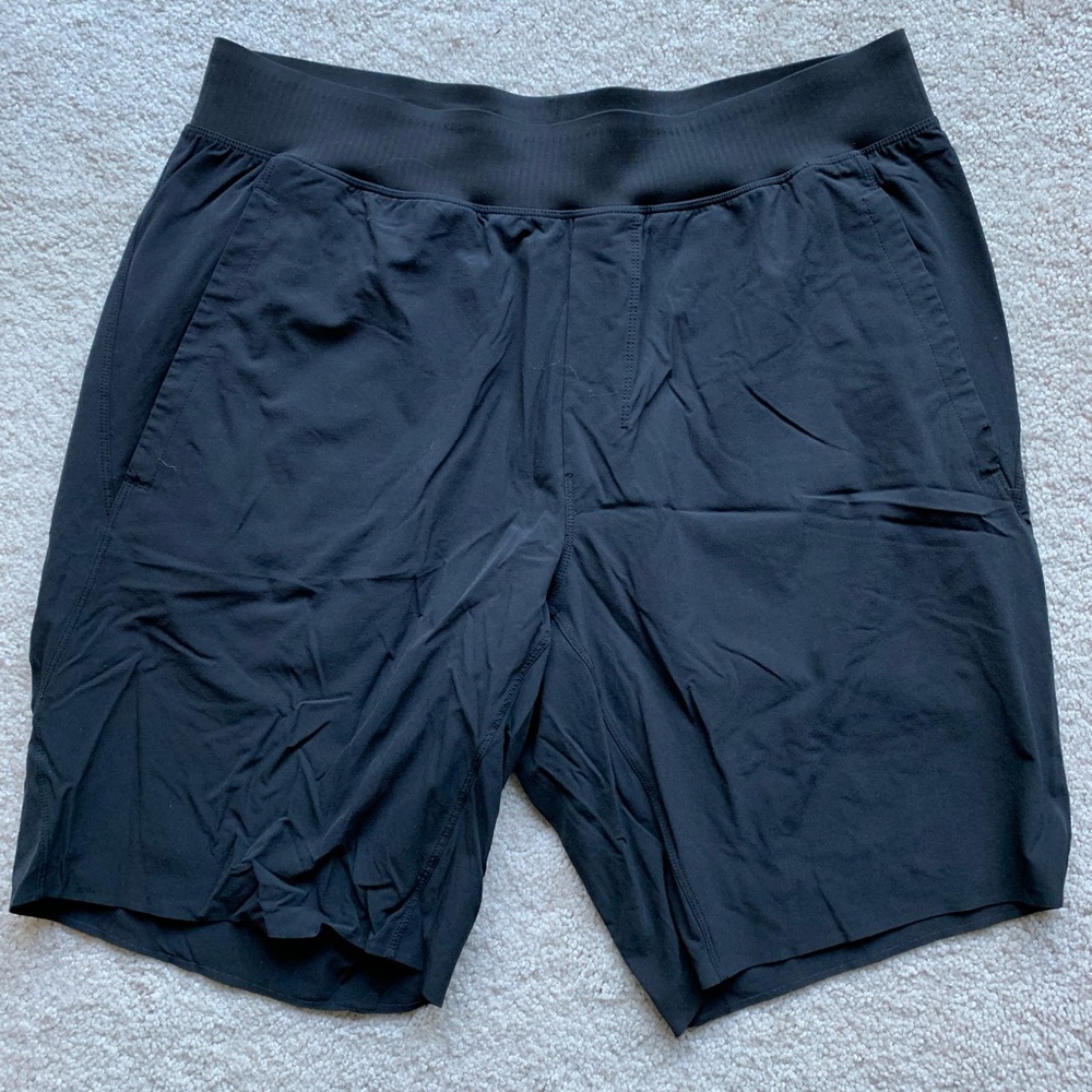 Black Lululemon Men’s Shorts Size L
